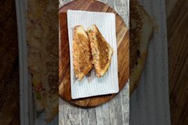 HIGH PROTEIN SANDWICH / HEALTHY PANEER And VEGETABLES SANDWICH #recipe #shorts