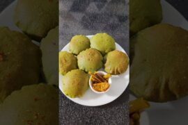 Palak Puri Banane Ka Aasan Tarika | Healthy Breakfast Idea#viral #food #shorts#trending