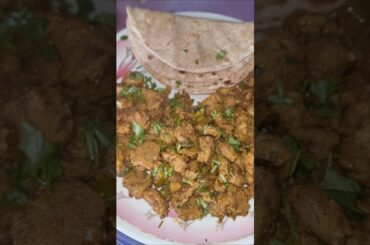 Soyabean ki sukhi sabji.#shortsfeed #cooking #recipe #food #soyabean #sabji #sabjirecipe #healthy
