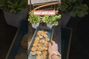 kasuri methi papdi in Airfryer |zero oil recipe |recipe for kids |#shorts #airfryerrecipes #papdi