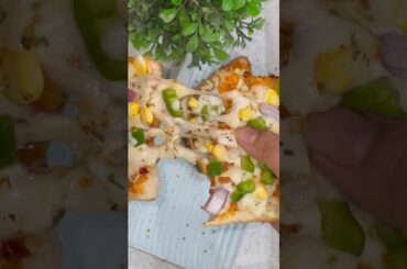 2 min bread pizza recipe | quick and easy pizza #shorts #viral #trending #pizza #iftar #ramadhan