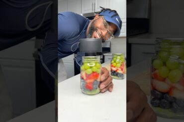 Soft Girl Mason Jar Meals - Fruit Salad #healthy #mealprep #fruit #fruitsalad #shorts #shortsvideo