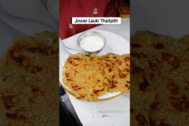 Healthy Breakfast Recipe| #shorts #shortsfeed #ytshorts #healthybreakfast #youtubeshorts #thalipeeth