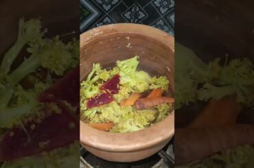 Healthy recipes+simple Saturday #broccoli #beetroot #carrot #boiling #pickle #lunch  #shorts
