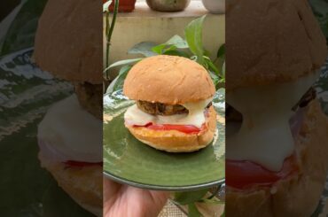 Lets make my Healthy tasty Rajma Aloo Burger#viral#trending#food#shorts#burger#rajma#aloo#fyp#yt