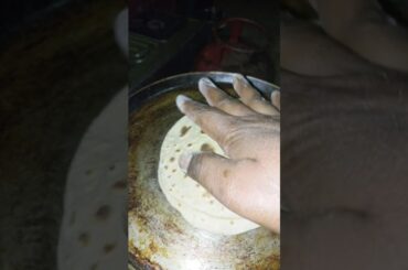 Roti #roti #shortsfeed #food #shorts #trending #cooking #viral #tips