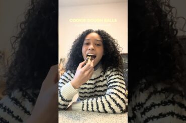 This is the best healthy sweet treat #healthy recipes #snackideas #cookiedough #healthysweet #recipe