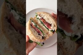 Healthy breakfast ricotta cheese toast #ricottacheese #healthybreakfast