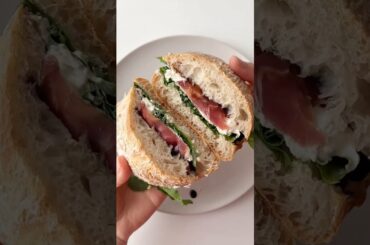 Healthy breakfast ricotta cheese toast #ricottacheese #healthybreakfast