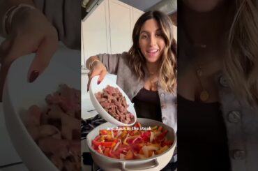 40g Protein Cheesy Steak Fajita Casserole (Only 308 Calories!)