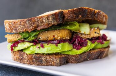 ASIAN INSPIRED TOFU SANDWICH in 5 MINUTES!