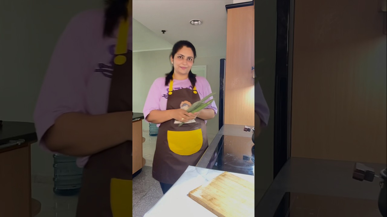 Drumstick Paratha Recipe | Healthy Moringa Paratha | Hidden Veggies for Husband #recipe #shorts Drumstick Paratha Recipe | Healthy Moringa Paratha | Hidden Veggies for Husband #recipe #shorts