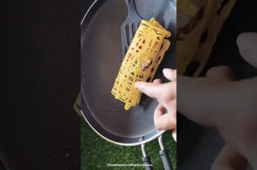 Soft & crispy Chatai Paneer Chilla, High Protein Breakfast Recipe | Easy Besan Paneer Chilla #shorts