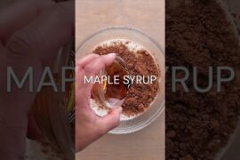 Chocolate Overnight Oats - Easy Breakfast Recipe on SixSistersStuff.com