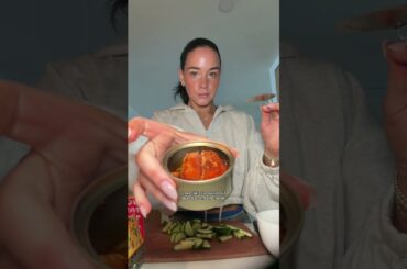 This cucumber salad recipe is the best #cucumber #highprotein #healthysnacks