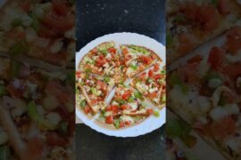 Bread Pizza Recipe | Quick And Easy Bread Pizza | No Oven | Tawa Pizza | Indian Style Bread Pizza