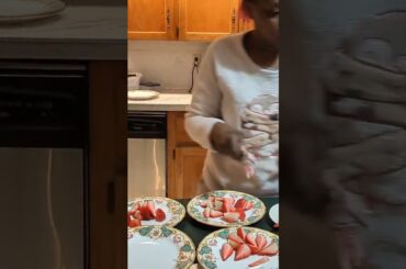 Quick healthy breakfast #fyp#reality  #dailyroutine#sahm#food#cooking  #breakfast#shorts#recipe#ditl