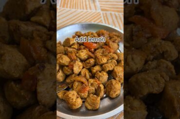 Tasty high protein soya chunks recipe #shortsfeed #weightgainingfood #protein #shortsfeed
