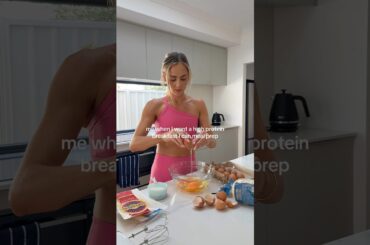 Easy, Healthy & High Protein Meal Prep | Maple Chicken Sausage McMuffins #mealprep #highprotein