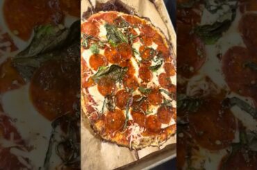 Low calorie high protein chicken crust pizza - easy healthy dinner