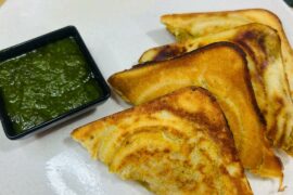 Healthy Sooji Matar Sandwich Recipe | Instant Breakfast Recipe | No Maida Sandwich