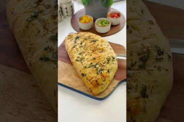 Dominos jaisa stuffed cheesy garlic bread ghar pe banane ki recipe #garlicbread #recipe #shorts
