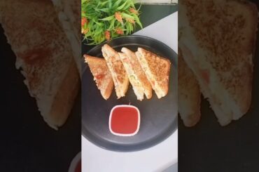 Quick & Tasty Boiled Egg Sandwich l #shorts #sandwich #youtubeshorts #trending #viral #reels