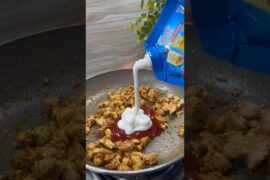 2 Minutes Lunch Recipe By Dining Hour -Chicken Sandwich #asmr #youtubeshorts  #shorts #shortsviral