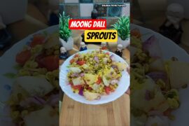 Healthy Moong Dal Sprouts Recipe | 5 Minute Sprouts Chaat | Weight Loss Friendly Recipes #moongdal