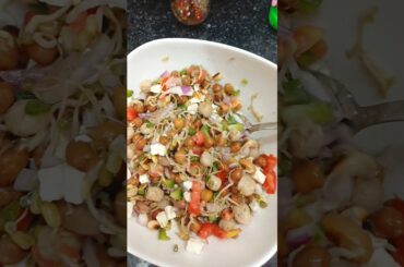 Akshay Kumar's Favourite Healthy Salad |#akshykumar #shorts #food  #salad #viralvideo #health