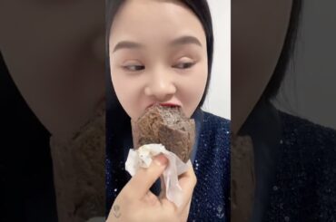 Indulge in Low-Fat Chocolate Bread - Easy & Healthy Snack Ideas