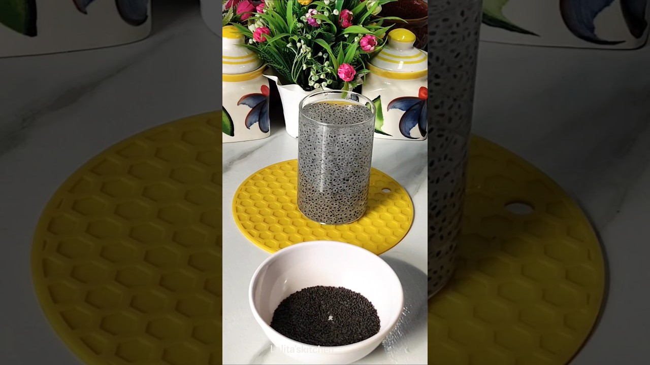 Chia Seeds vs Sabja Seeds What’s the Difference #shorts #food #health#weightloss #recipe Chia Seeds vs Sabja Seeds What's the Difference #shorts #food #health#weightloss #recipe