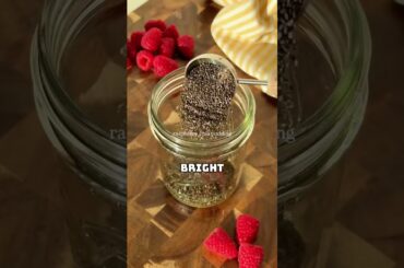 Creamy Raspberry Chia Pudding (Easy Healthy Breakfast Recipe)