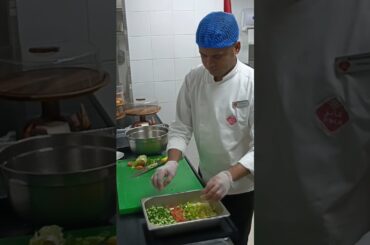 healthy salad | Greek salad recipe #reels #chef #shortvideo #food #salad