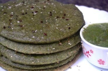 Make a tasty and healthy breakfast with green peas and spinach using ragi flour.