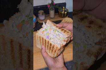 Easy breakfast series| Day 4 - Creamy Chicken Sandwich #shorts #malayalamshorts #sandwich #healthy