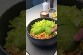 HIGH PROTEIN AVOCADO CHICKEN CAESAR CHICKEN SALAD