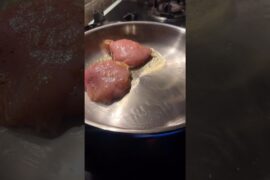 Grilled chicken burger recipe- low calorie, post-workout meal, healthy meal #grilledchicken #burgers