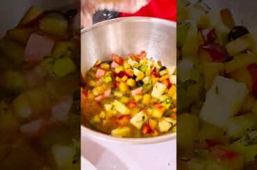 This Fresh Fruit Salad is So Refreshing! #Easy Healthy Bowl #healthybreakfast