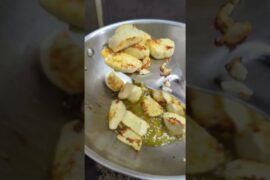 Iron, fiber and protein se bharpur healthy lunch and dinner recipe.Yummy palak paneer recipe.#vege##