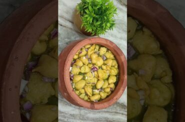 Pani puri ka healthy version, moong daal se bana#panipuri #recipe#tasty#foodie#shorts #snacks
