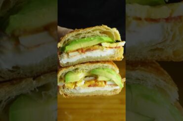 PERFECT and FAST croissant sandwich