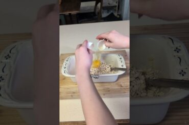 Banana oat bars! | recipe by @ToreyMcHale  #healthy #food