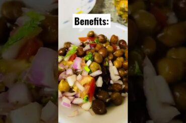 Kala chana Salad for Weight loss || Quick kala chana chaat for Breakfast / Black chickpea salad