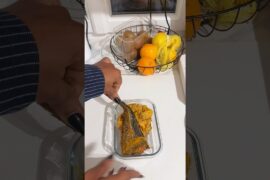 Easy and healthy lunch idea #satisfying #asmrtriggers #asmr #nigerianfood