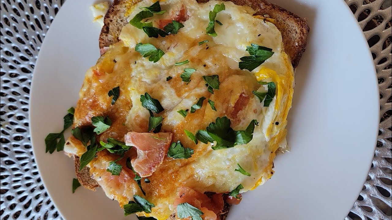 Quick & Easy Breakfast Egg Sandwich | Ready in 5 Minutes Quick & Easy Breakfast Egg Sandwich | Ready in 5 Minutes