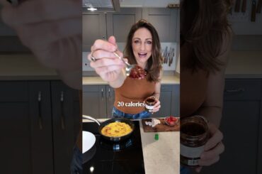 Folded Fritatta Wrap  450cals with 32g of protein! #healthyrecipes #easynutrition #caloriedeficit