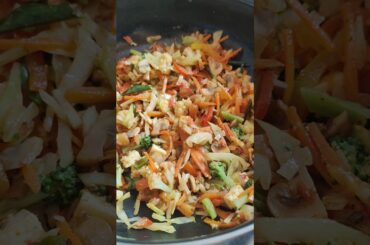 Healthy Salad Recipe For Lunch #healthysalad #healthyfood #saladrecipe #salad #lunchrecipe