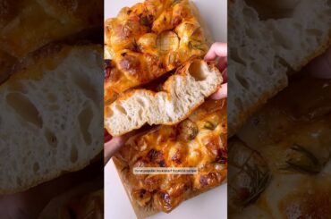 The Easiest No-Knead Focaccia Recipe!#homemade#focaccia#easyrecipe#sourdough#bread#shorts#tutorial