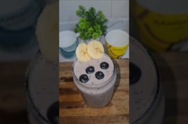 Easy Blueberry Banana Smoothie Recipe | Healthy Breakfast Ideas #blueberry #smoothie #easyrecipe